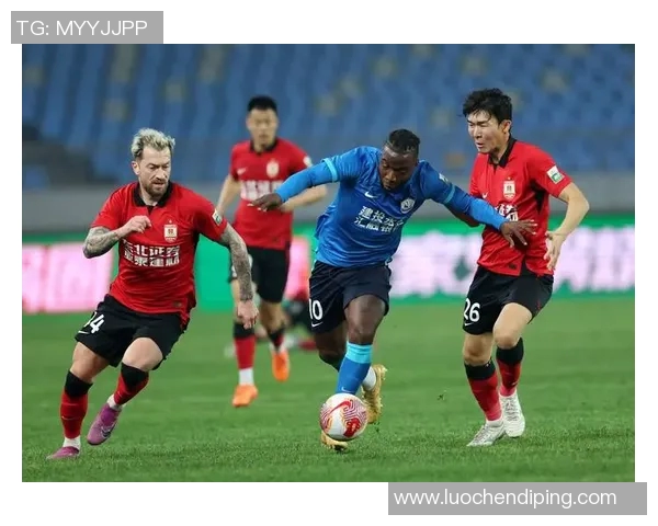 中国新人足球明星崛起榜单揭晓未来之星引领足球新潮流 中国新人足球明星崛起榜单揭晓未来之星引领足球新潮流