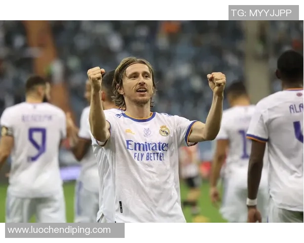 全球足球明星动态报道各国球员最新消息与转会动态分析