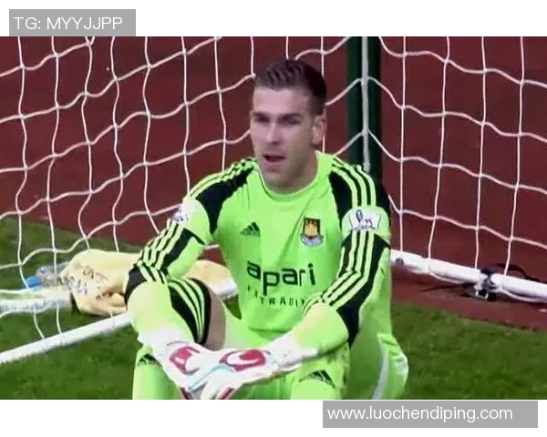 足球明星感人瞬间跪地动图展现激情与敬意的完美结合