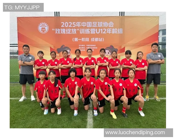 中国足球明星的日常生活揭秘与训练背后的故事与挑战