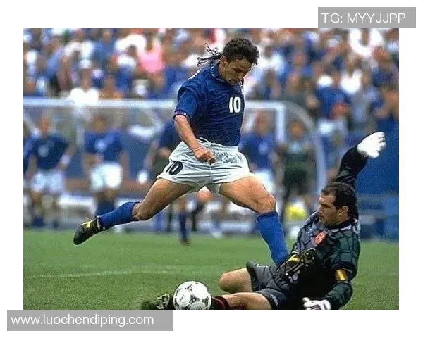 巴西足球传奇人物揭秘：那些年我们追逐的足球明星与他们的辉煌成就