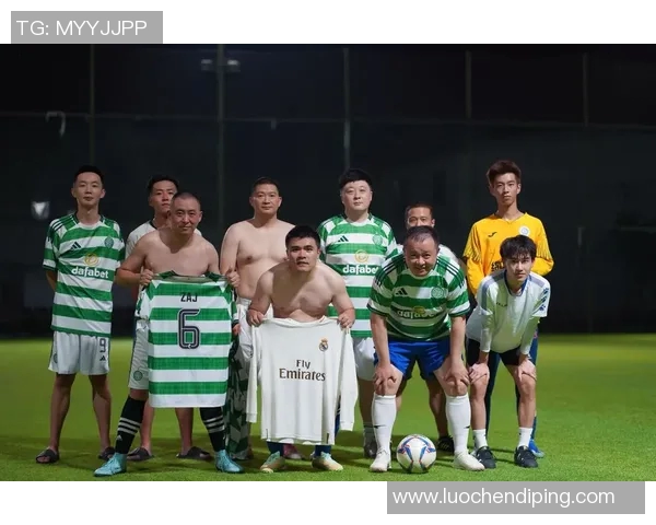 足球明星合影技巧揭秘如何捕捉他们的最佳瞬间与魅力